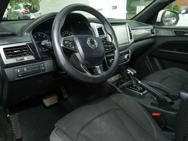 SsangYong GRAND MUSSO GLX 2.2TD 6AT 2WD 6B 2024 - Imagen 6 de 8