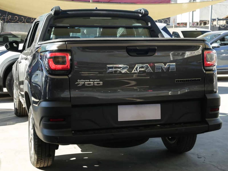 RAM 700 BIGHORN CREW CAB 1.3 MT 2026 - Imagen 3 de 8