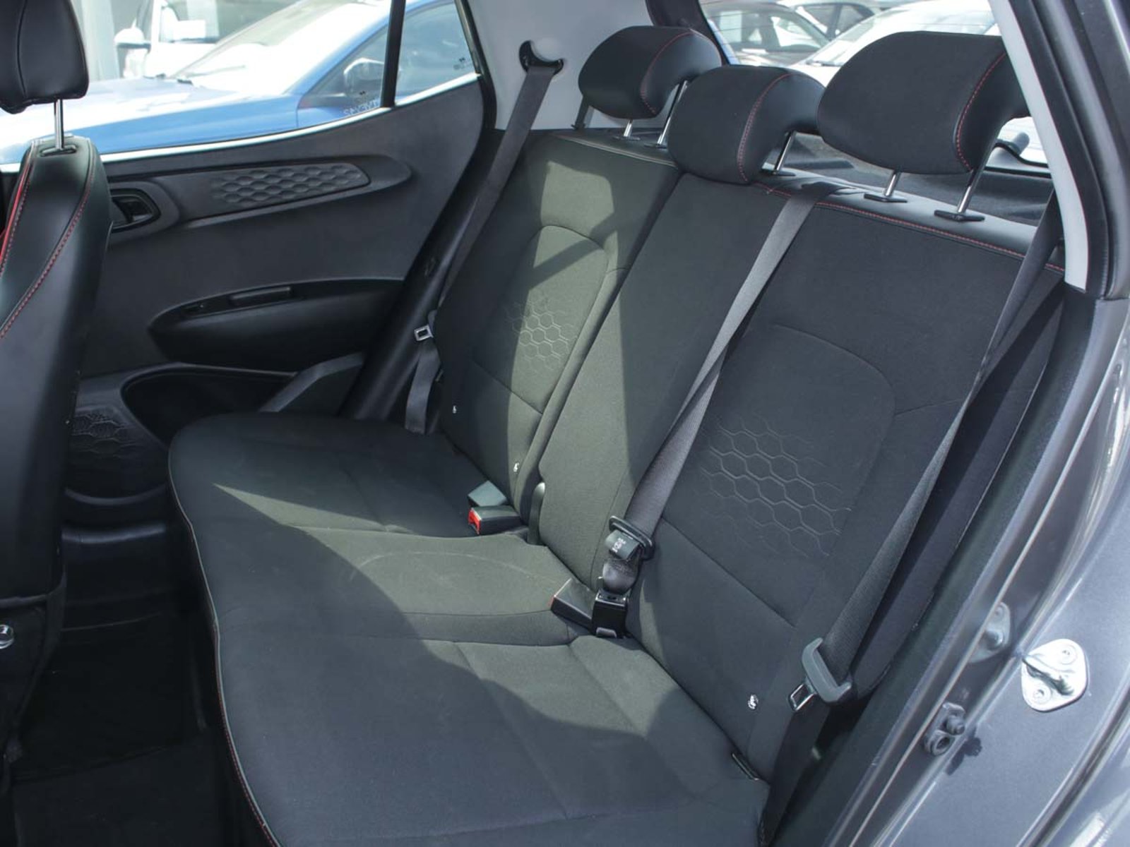 Hyundai I-10 BA 1.0 GL DH 2025 - Imagen 8 de 8