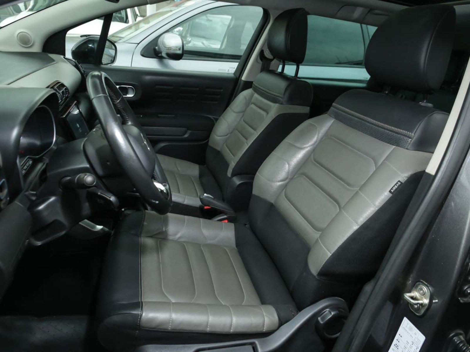 Citroën C3 AIRCROSS HDI HB 1.5 2022 - Imagen 7 de 8
