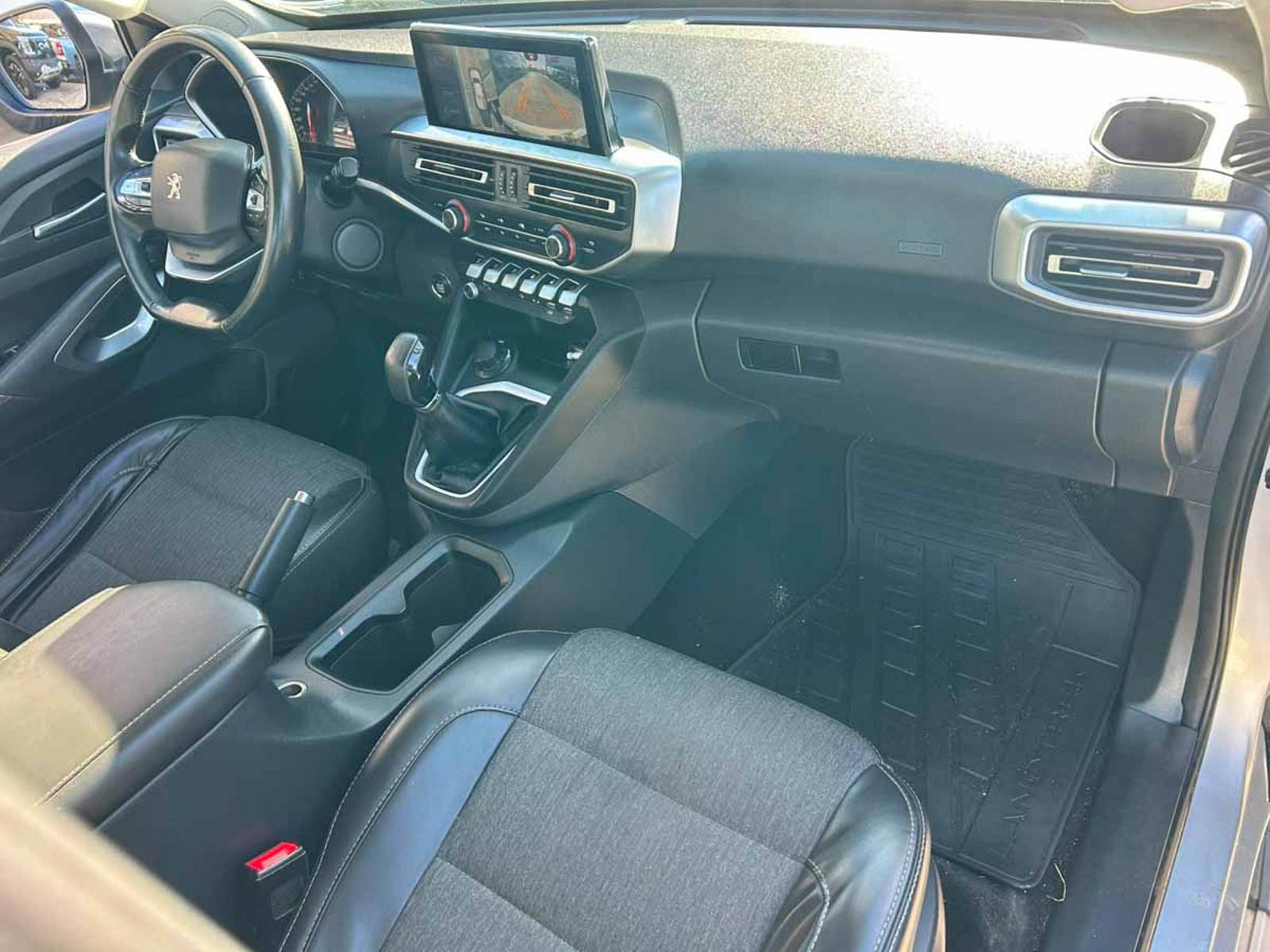 Peugeot LANDTREK 4X4 1.9 2023 - Imagen 7 de 8
