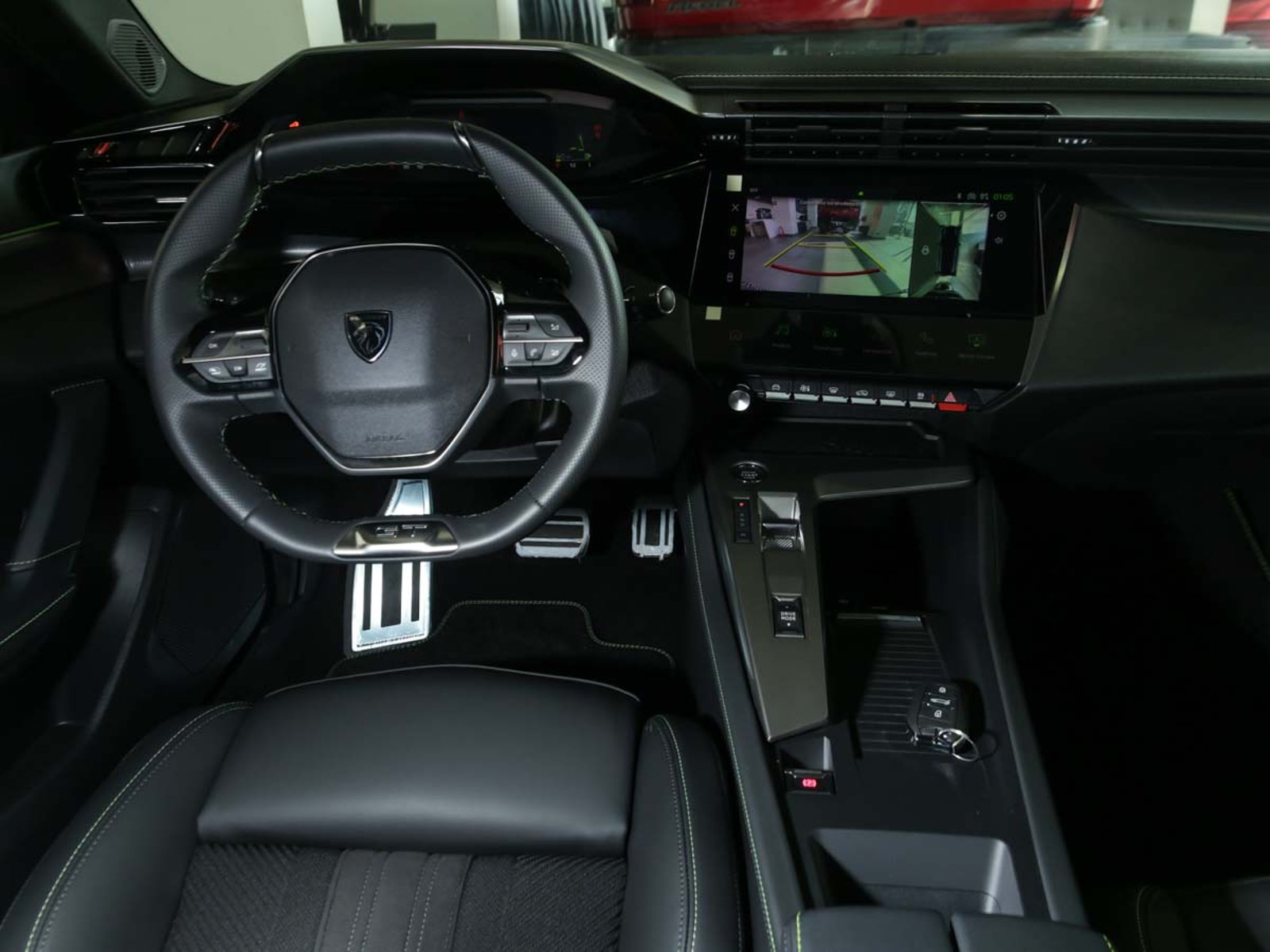 PEUGEOT 308 GT PURETECH 130 EAT8 2026 - Imagen 12 de 14
