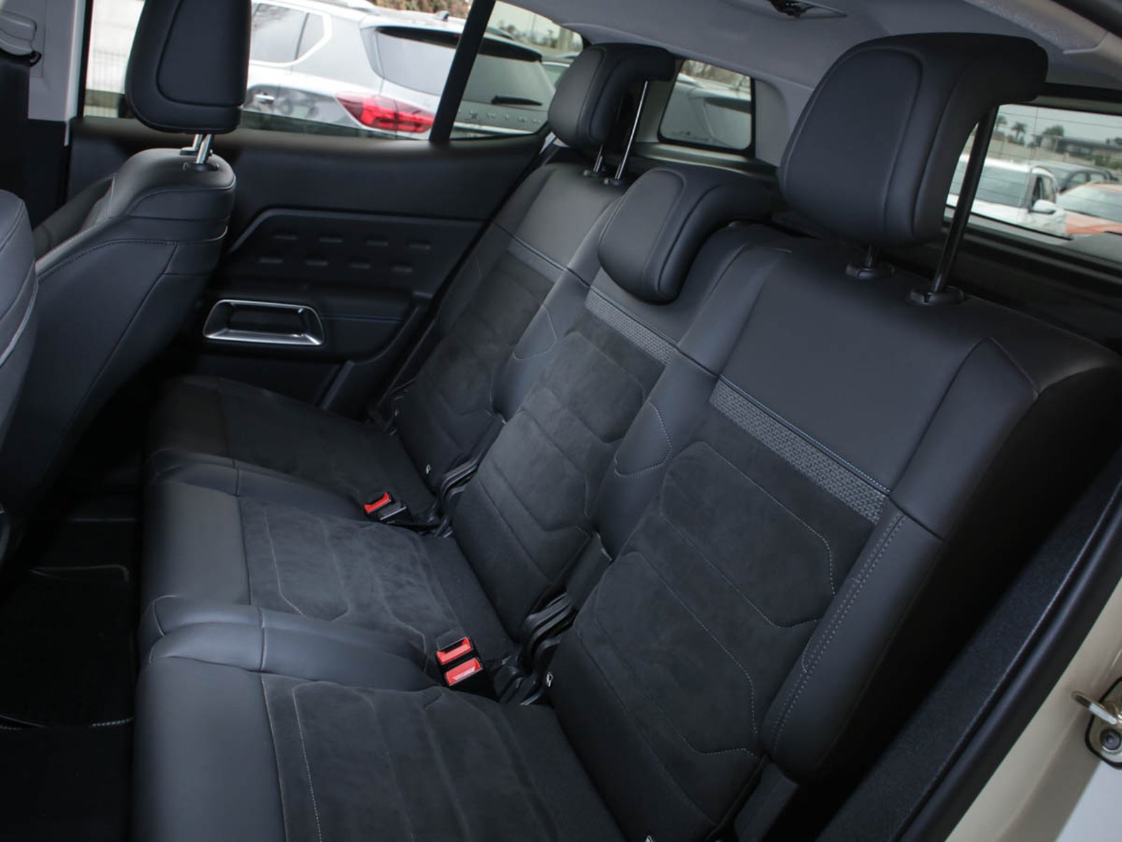 Citroën C5 Aircross PureTech 165 EAT6 Live Pack 2023 - Imagen 6 de 6