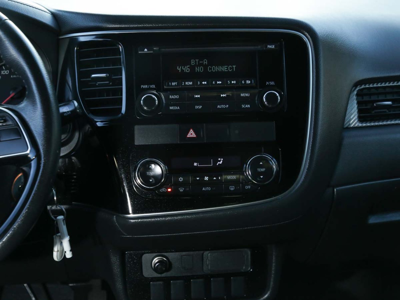MITSUBISHI OUTLANDER 4X2  2.0 MEC 2019 - Imagen 13 de 13