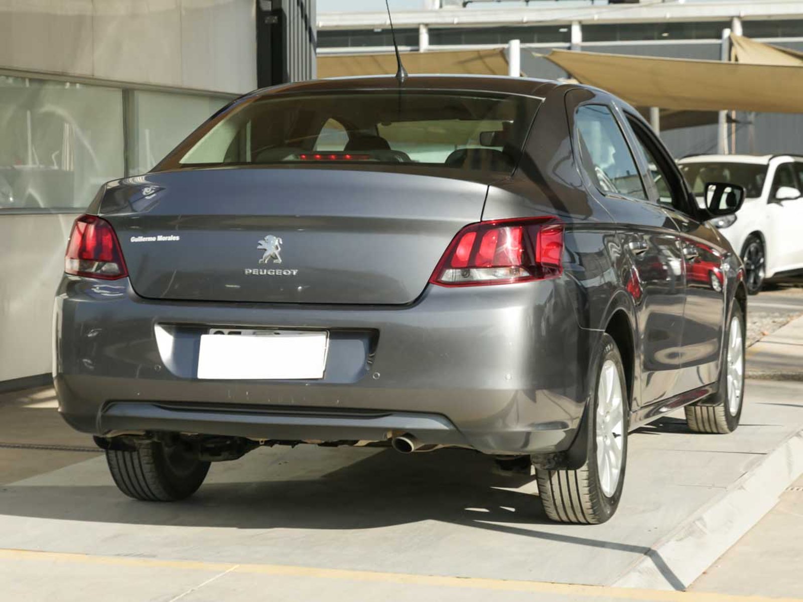 PEUGEOT 301 ALLURE 1.6 HDI 92HP 2022 - Imagen 6 de 12