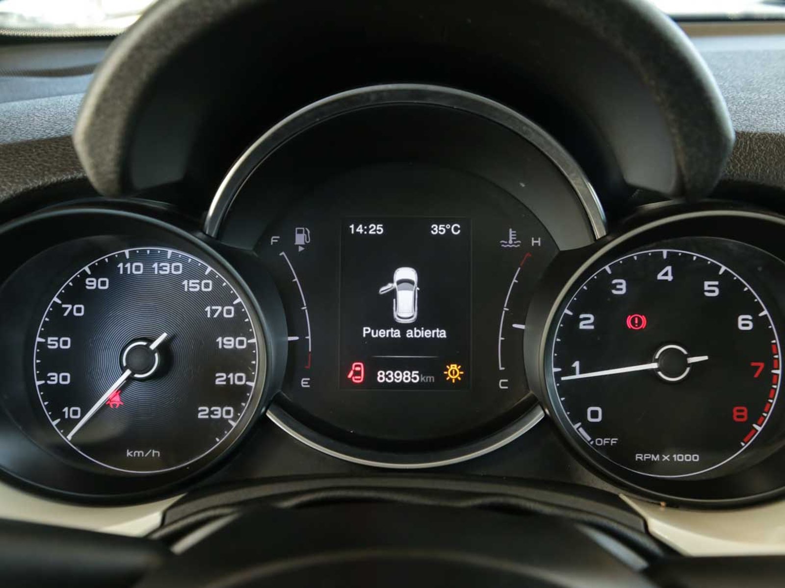 FIAT 500X 1.6L URBAN MT 2020 - Imagen 7 de 13