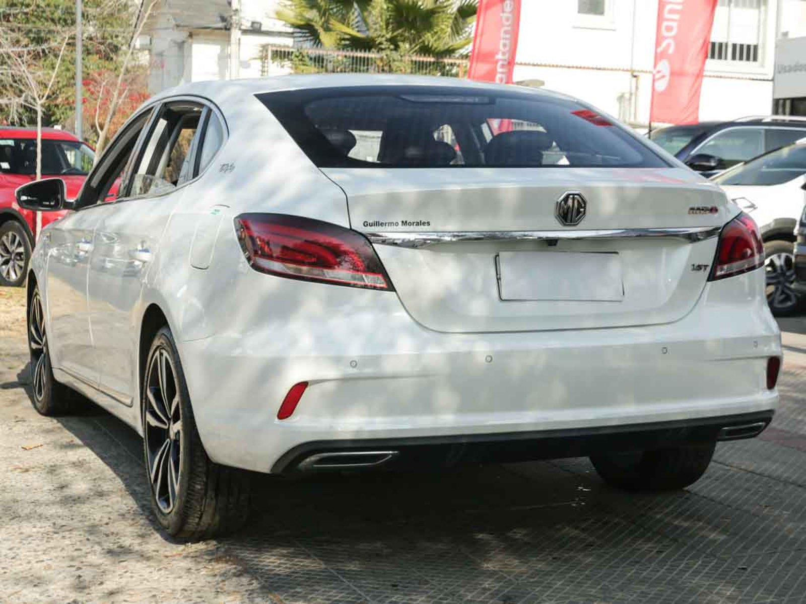 MG MG6  1.5T  DCT  TROPHY 2023 - Foto 3 de 8