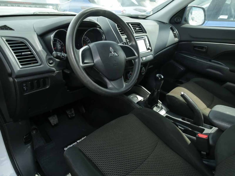 Mitsubishi ASX 1.6 4X2 MT 2023 - Imagen 6 de 8