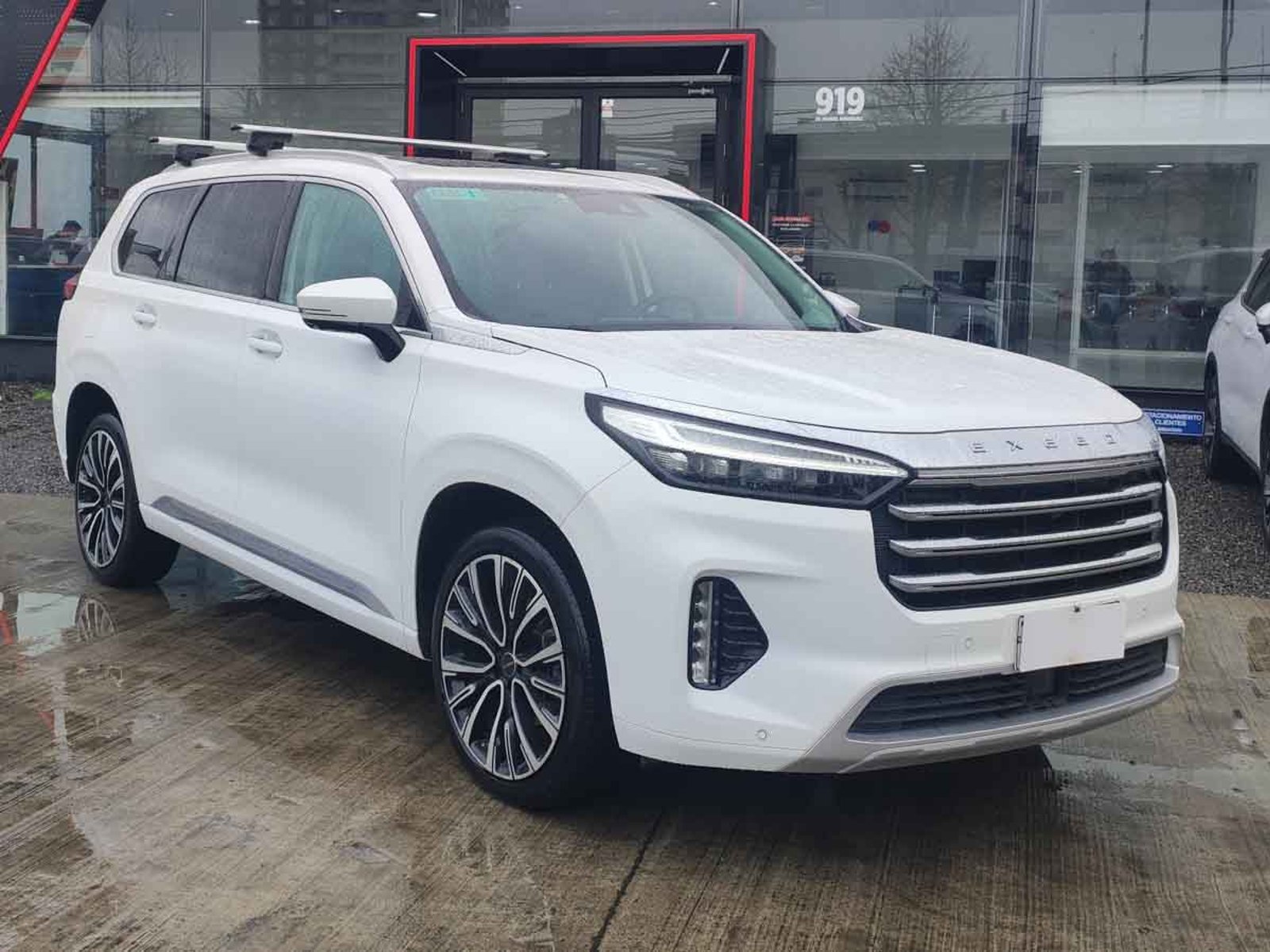 Exeed EXEED VX 2.0T DCT UNLIMITED AWD 2024 - Foto 2 de 8