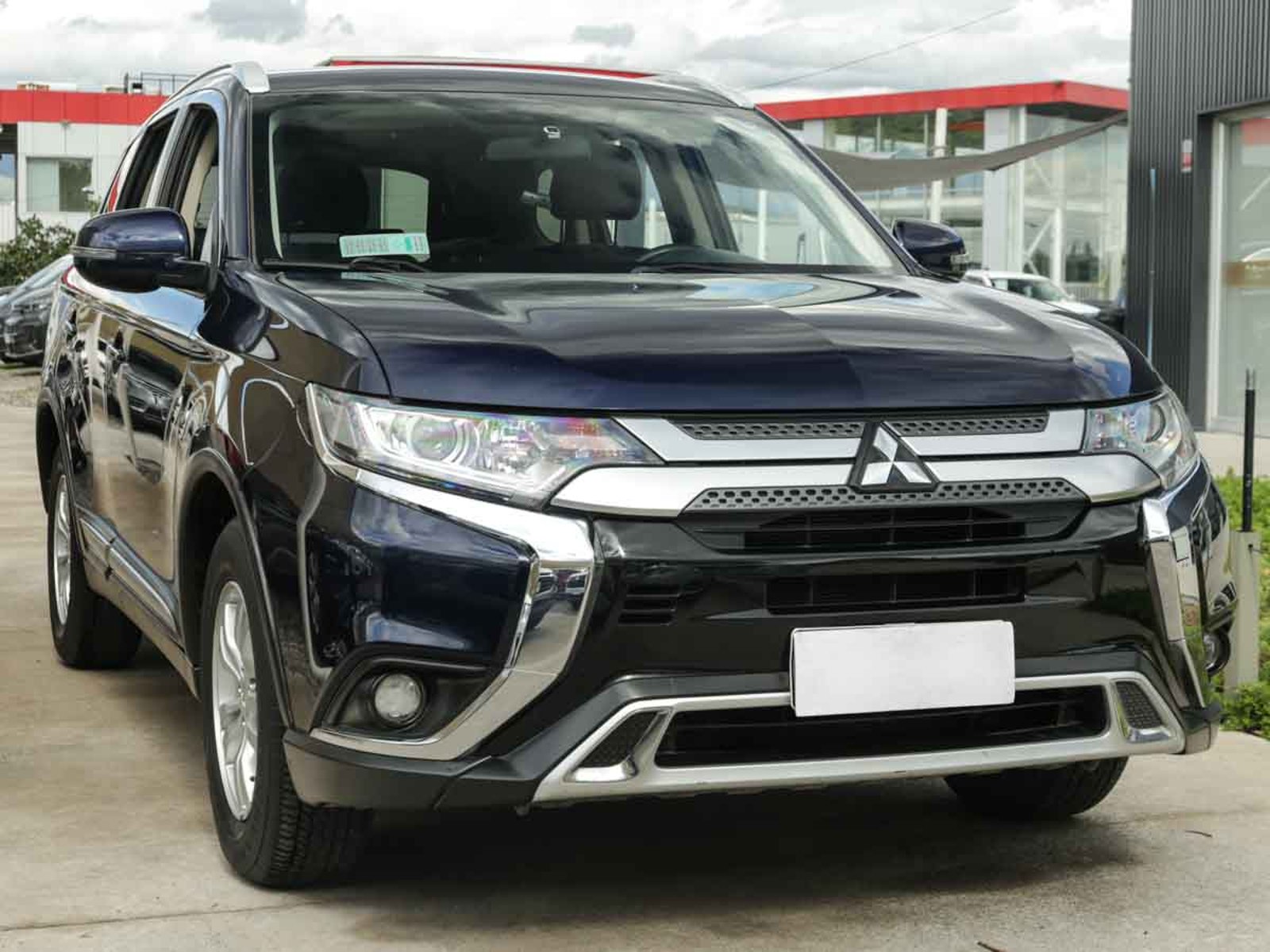 Mitsubishi OUTLANDER 2.0 2022 - Foto 2 de 8