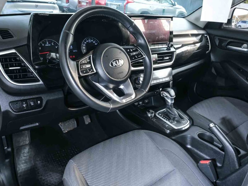 Kia SELTOS MPI 1.6 AUT 2021 - Imagen 8 de 20