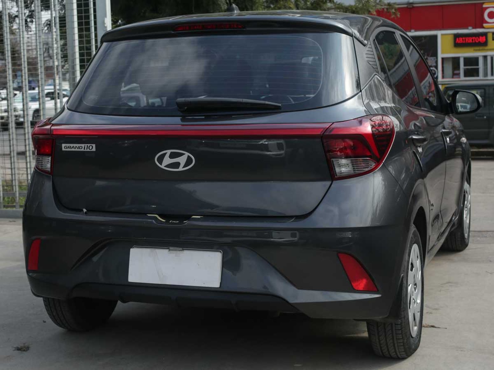 Hyundai I-10 BA 1.0 GL DH 2025 - Imagen 4 de 8