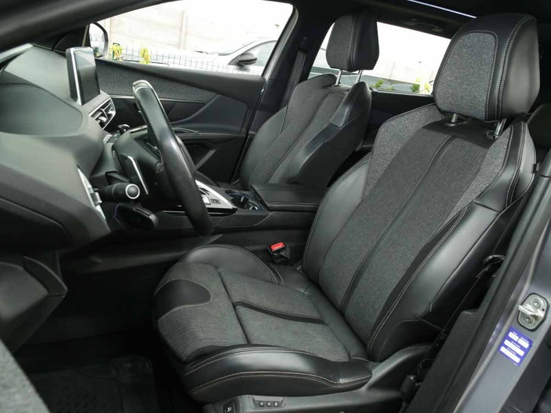 Peugeot 5008 GT LINE 1.6 AUT 2018 - Imagen 7 de 9