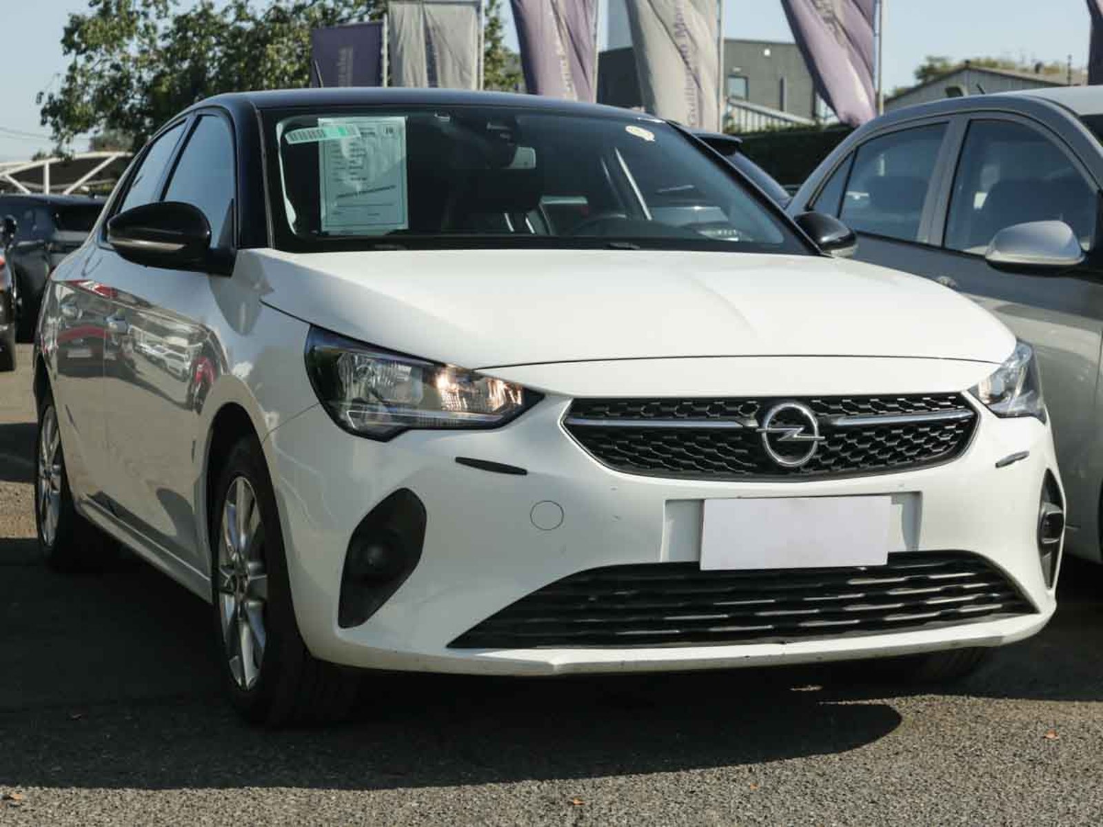 Opel CORSA 1.2 2023 - Foto 2 de 8