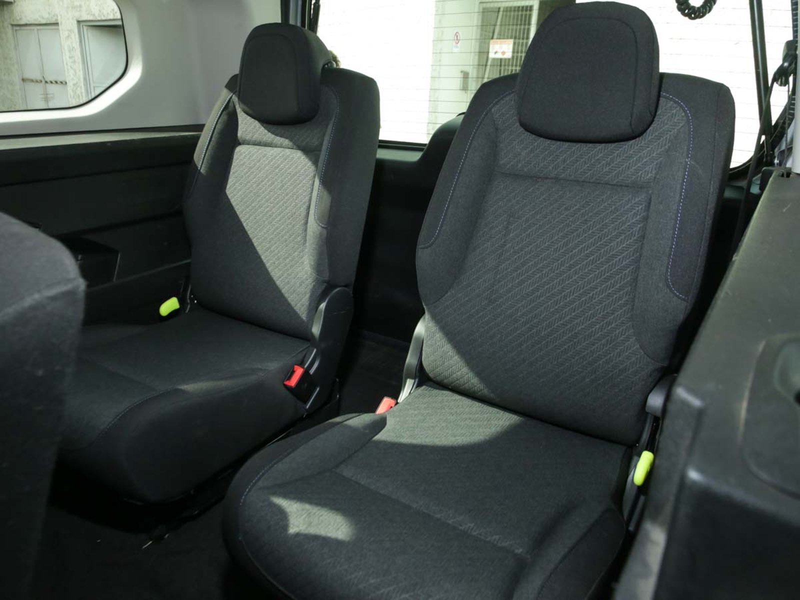 Peugeot RIFTER ALLURE BLUEHDI 130 EAT8 2023 - Imagen 8 de 8