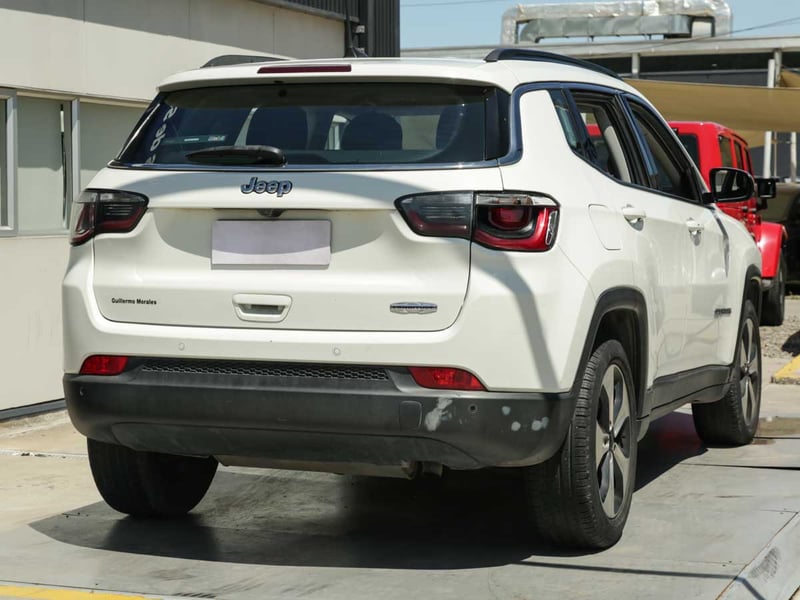 Jeep COMPASS LONGITUDE 2.4 AT 2018 - Imagen 4 de 8
