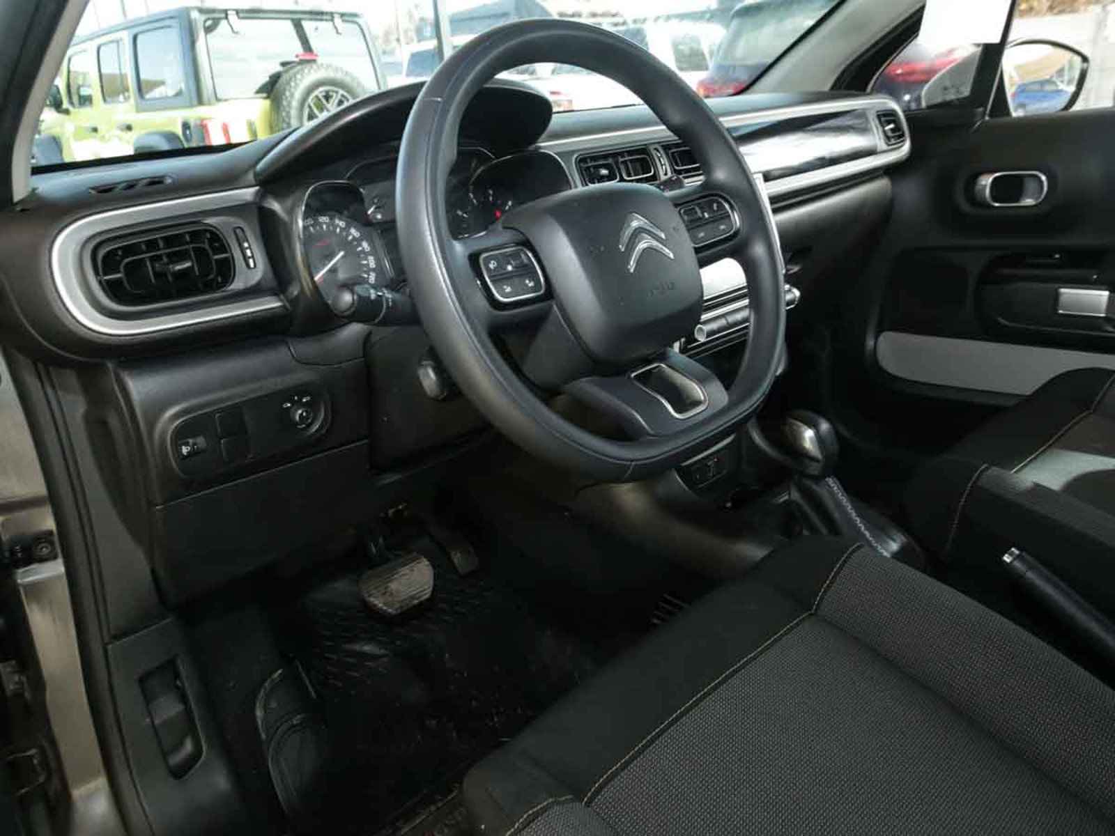 Citroën C3 HB 1.2 2020 - Imagen 6 de 8