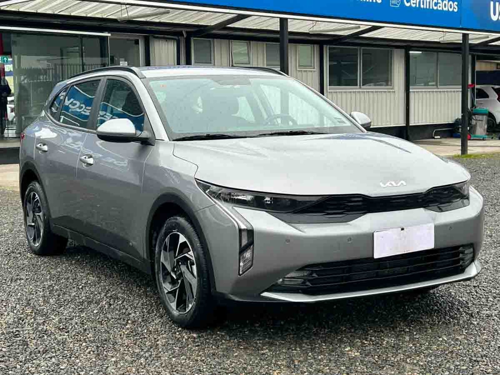 Kia K3 CROSS MPI 1.6 AUT 2026 - Foto 2 de 8