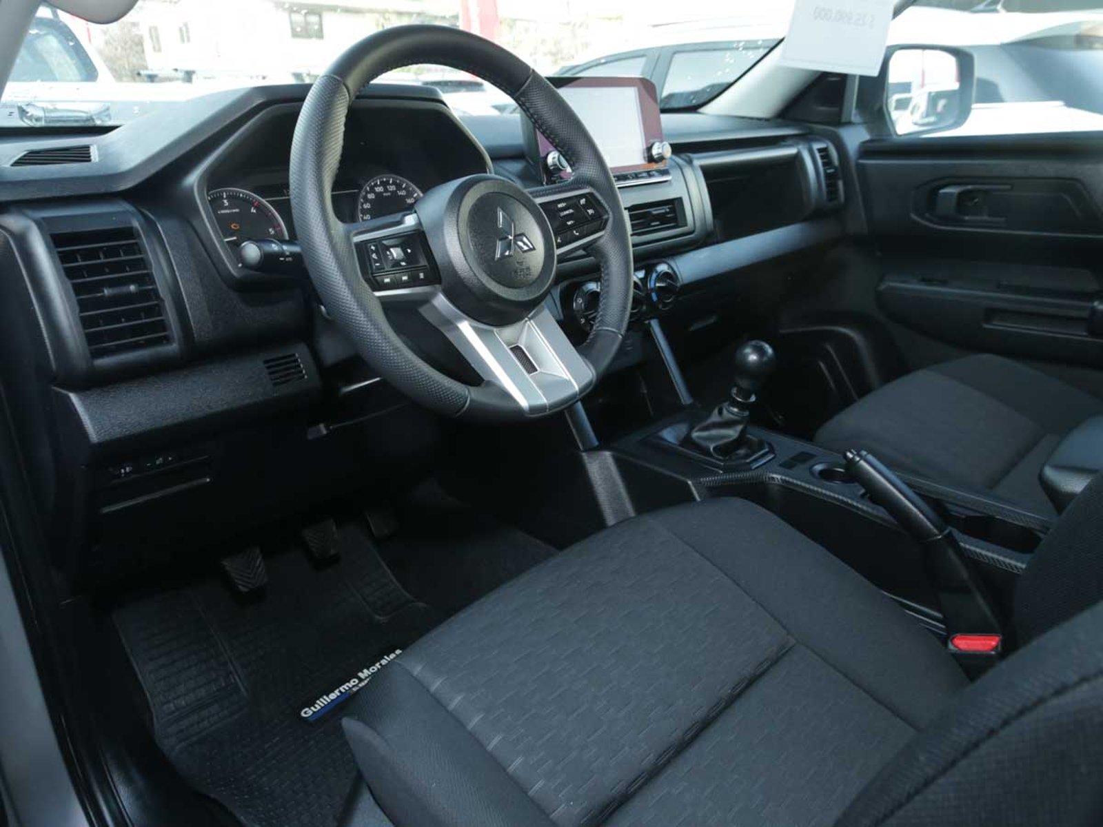MITSUBISHI NEW L200 WORK XR E6 2025 - Imagen 6 de 8