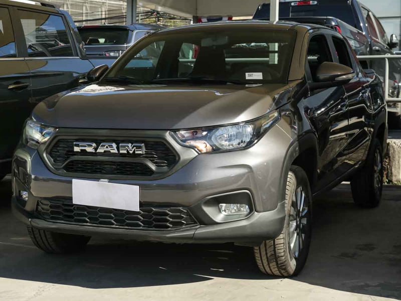 RAM 700 BIGHORN CREW CAB 1.3 MT 2026