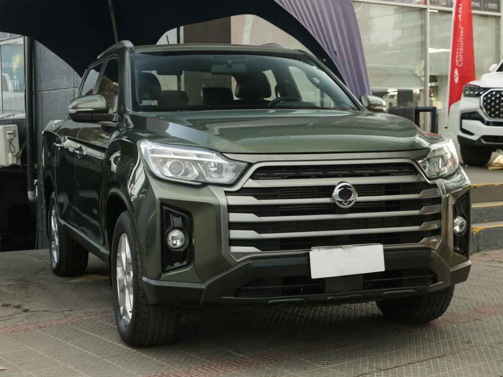 SsangYong MUSSO GLX 2.2 TD 6MT 4WD 2023 - Imagen 3 de 15
