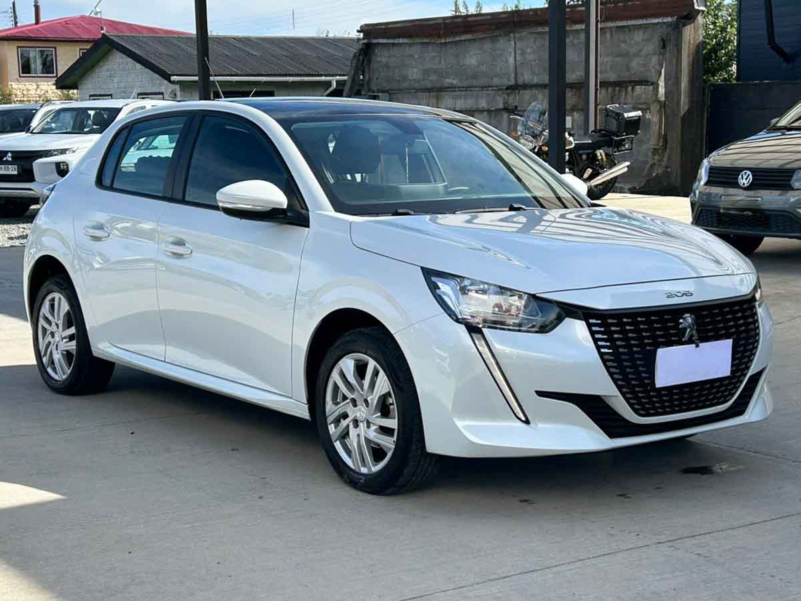 PEUGEOT 208 TECH EDITION BLUEHDI 100 2024 - Foto 3 de 16
