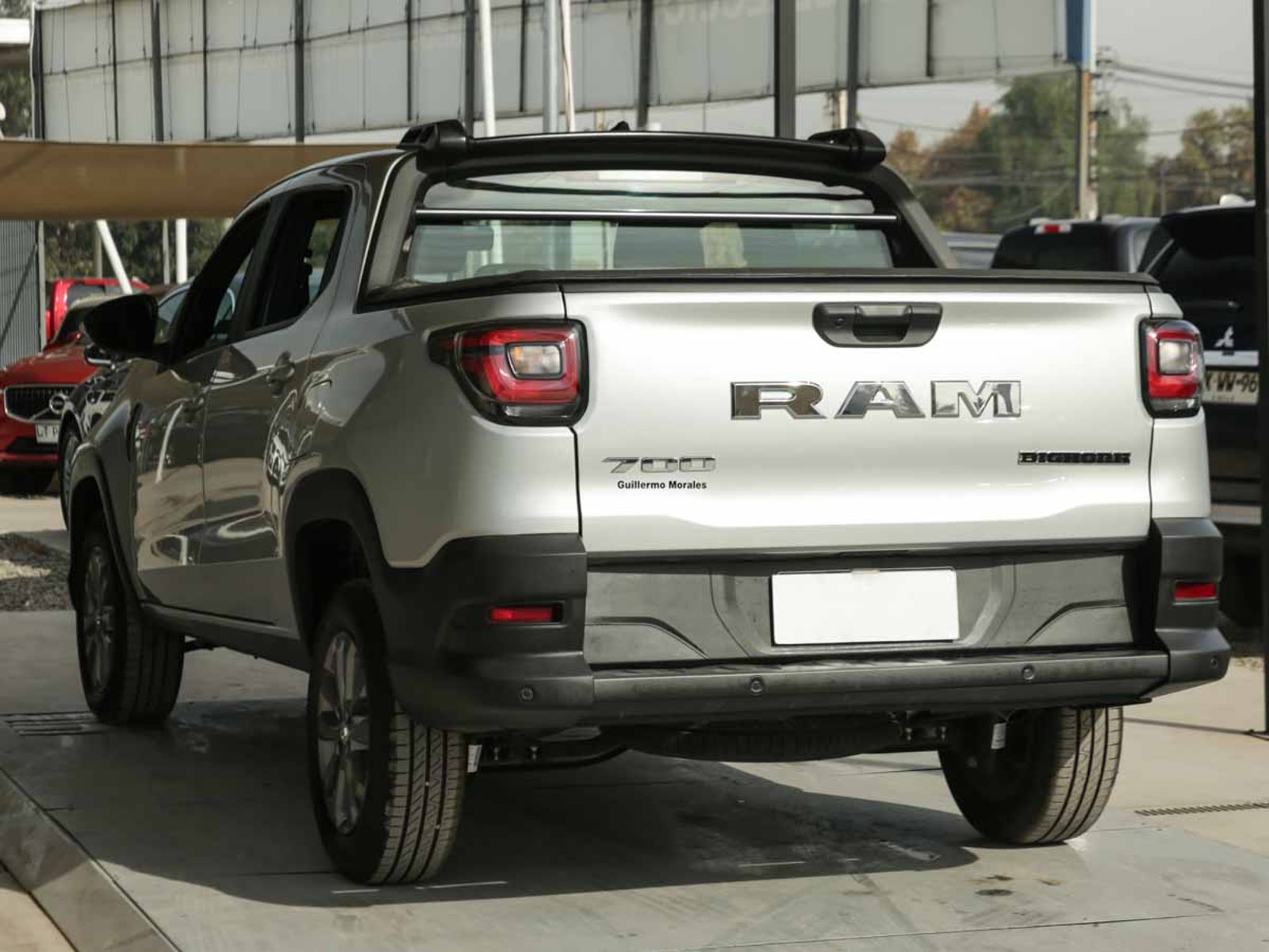 RAM 700 BIGHORN DC 1.3 CVT 6C 2026 - Imagen 4 de 14