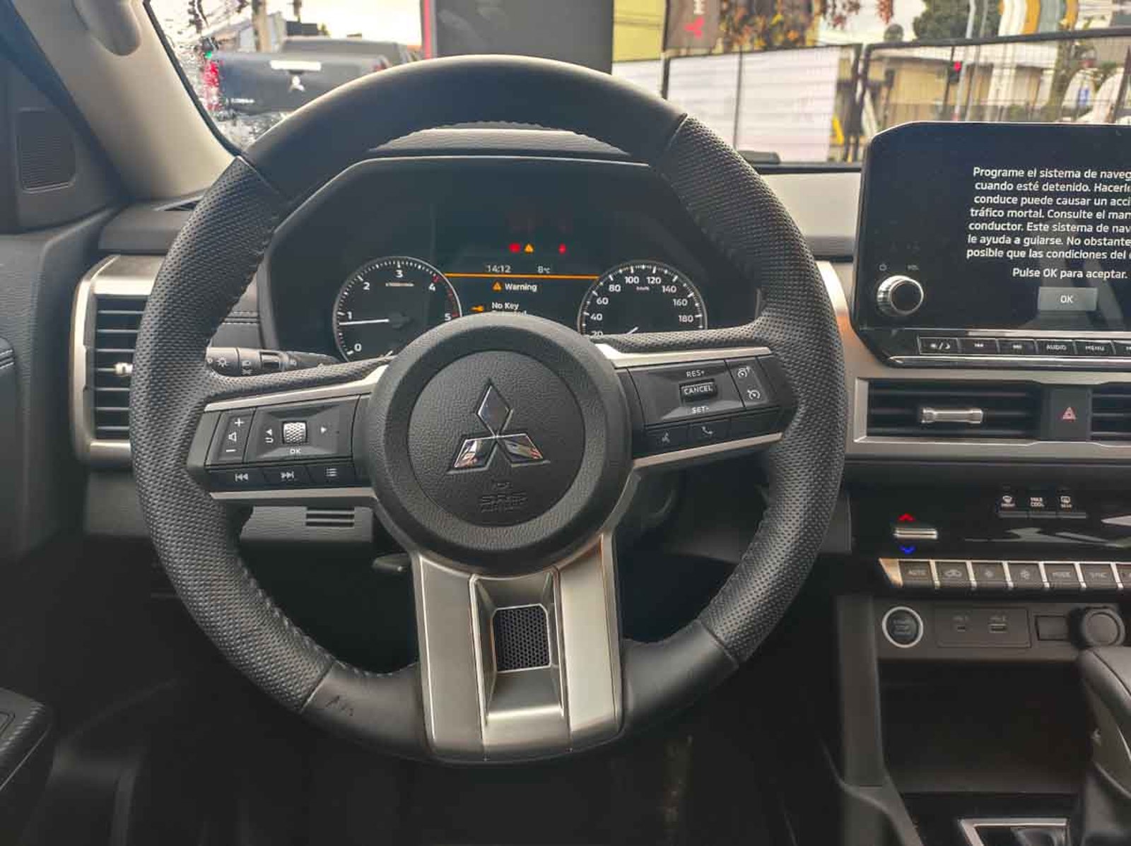 MITSUBISHI NEW L200 DAKAR XR AT E6B (ADAS) 2025 - Imagen 8 de 8