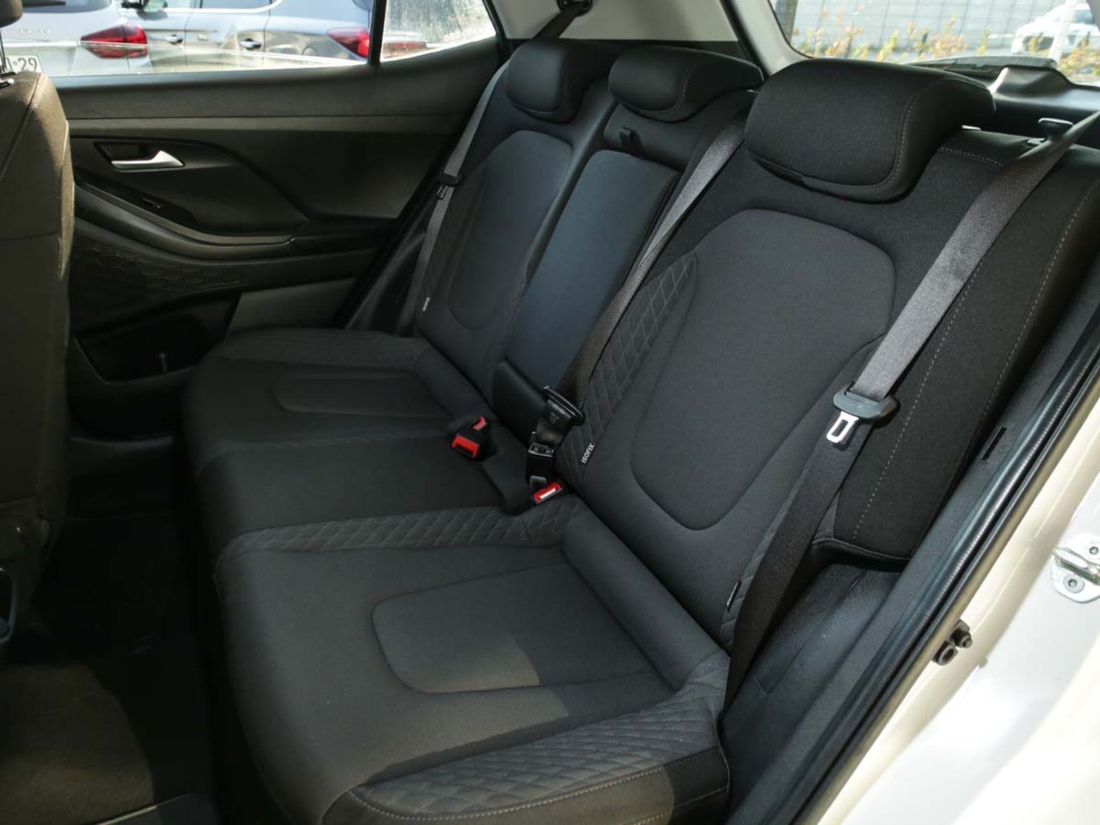 HYUNDAI Creta SU2i 1.5 CVT PLUS 2025 - Imagen 8 de 8