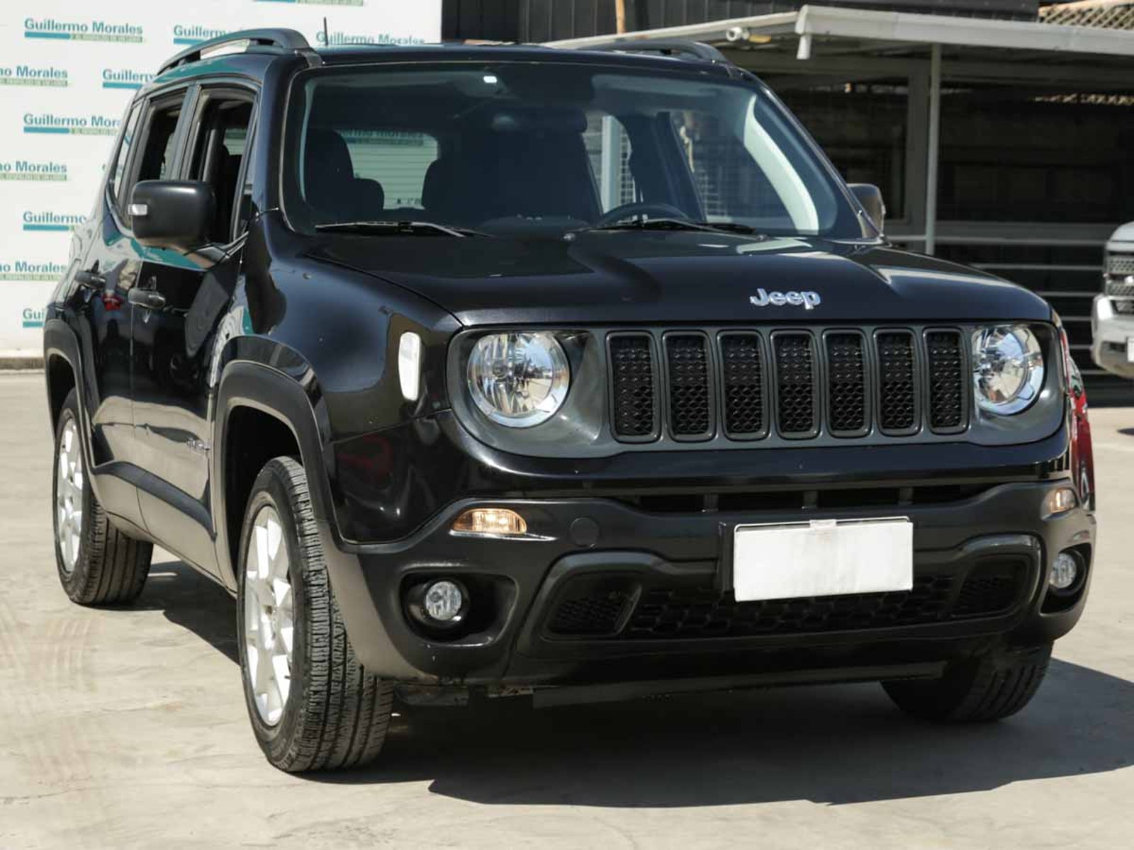 JEEP RENEGADE SPORT 4X2 LX MT 2022 - Foto 3 de 12