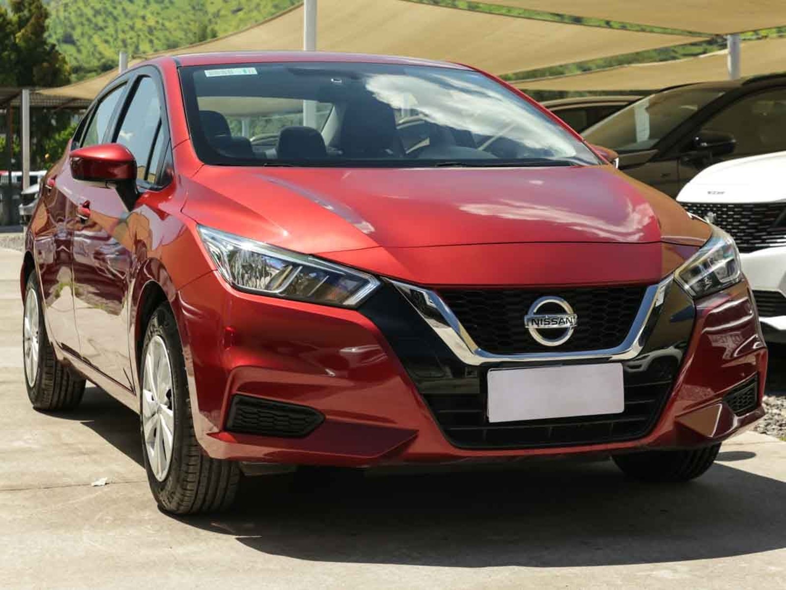 Nissan VERSA MT 1.6 2021 - Foto 2 de 8