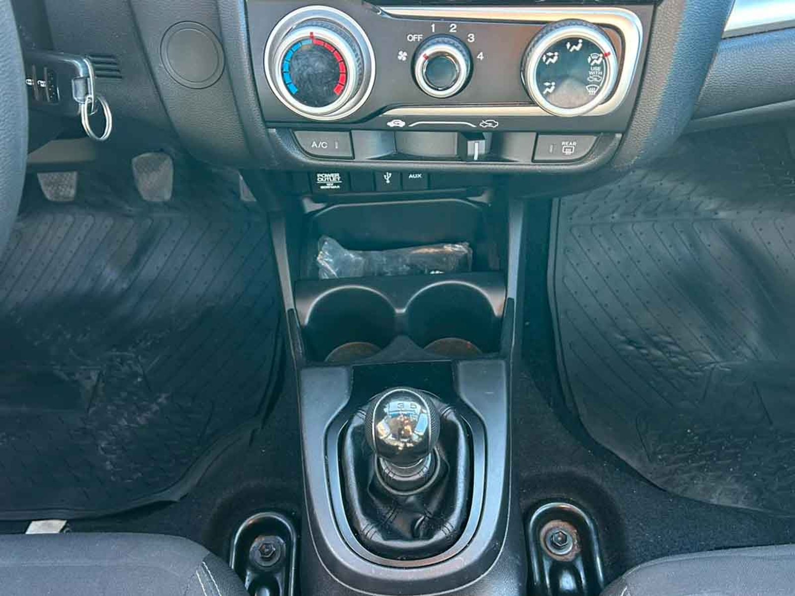HONDA WR V LX 1.5 2024 - Imagen 9 de 16