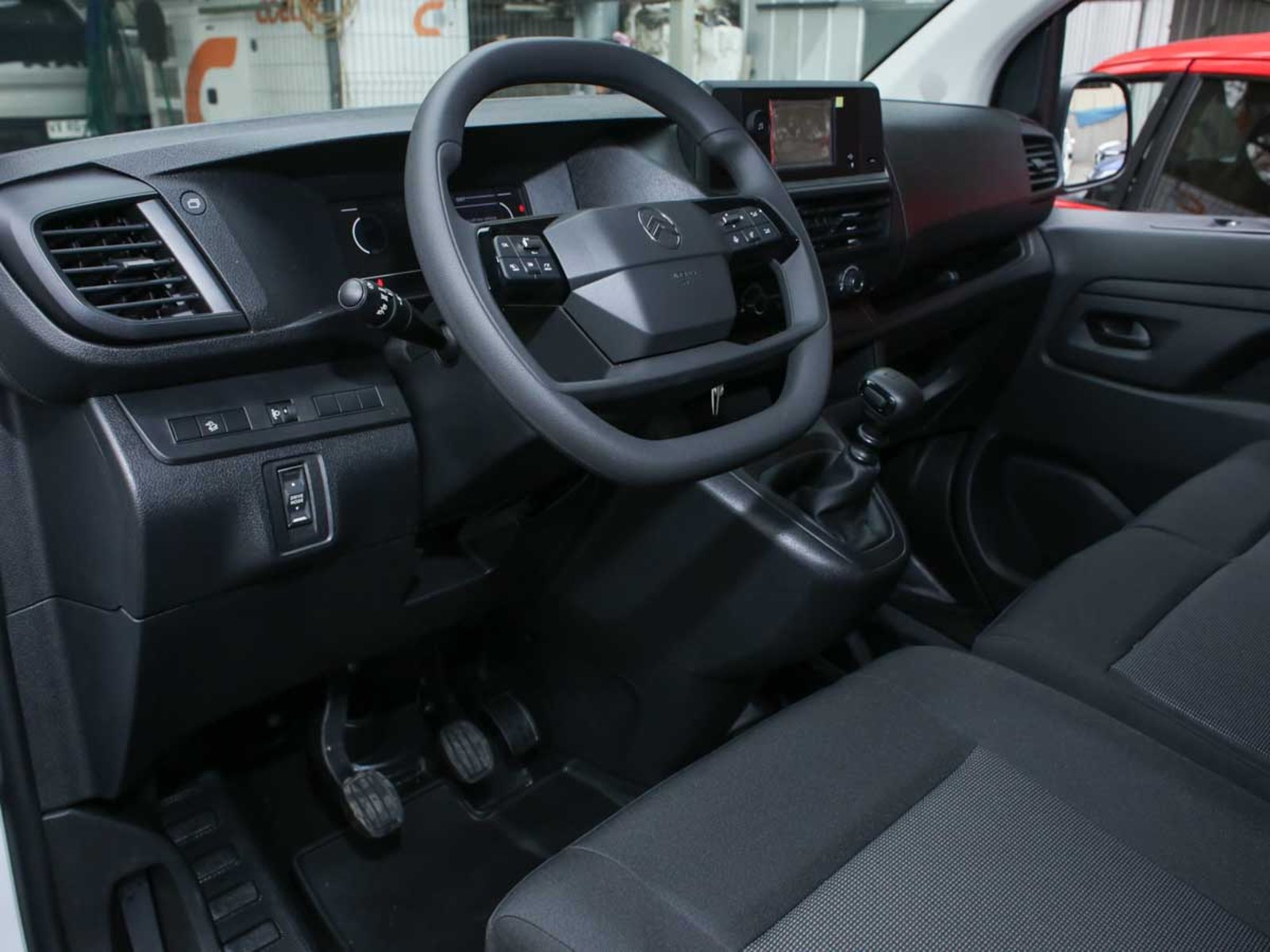 Citroën JUMPY MCA XL DIESEL 145HP MT 2026 - Imagen 6 de 8