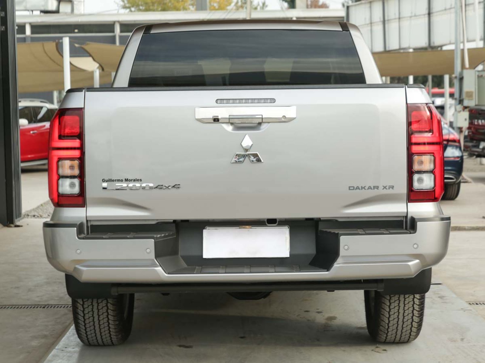 Mitsubishi L-200 DAKAR CRS AT 2.5 D/C 4X4 TD 2026 - Foto 5 de 20