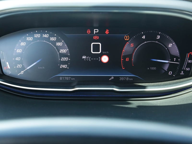 Peugeot 5008 GT BLACK PACK BLUEHDI 130 EAT8 2024 - Imagen 5 de 8