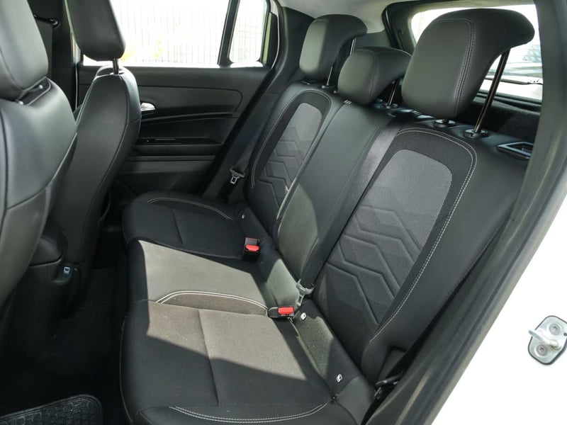 Jeep AVENGER ALTITUDE SUMMIT 1.2 AUT 2025 - Imagen 8 de 8