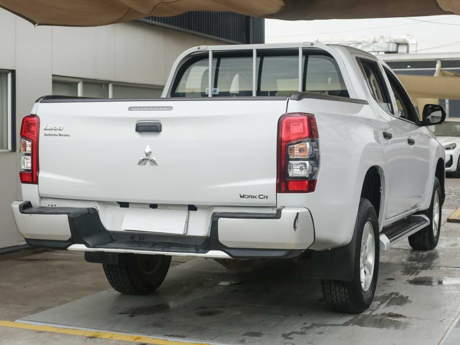 Mitsubishi NEW L-200 WORK 2.4 CR WF MEC 4X2 TD E5 2022 - Foto 4 de 8