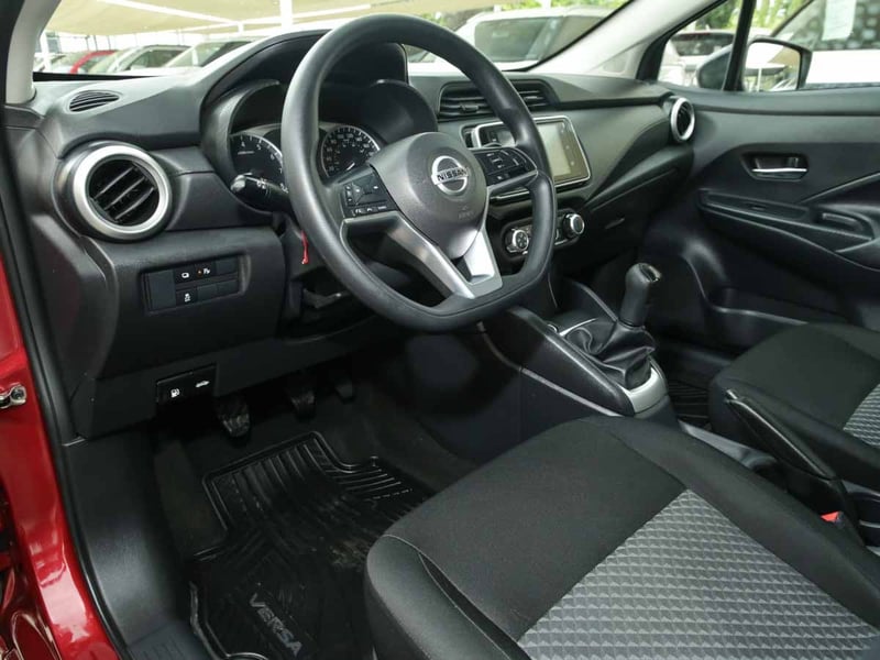 Nissan VERSA SENSE 1.6 2023 - Imagen 6 de 8