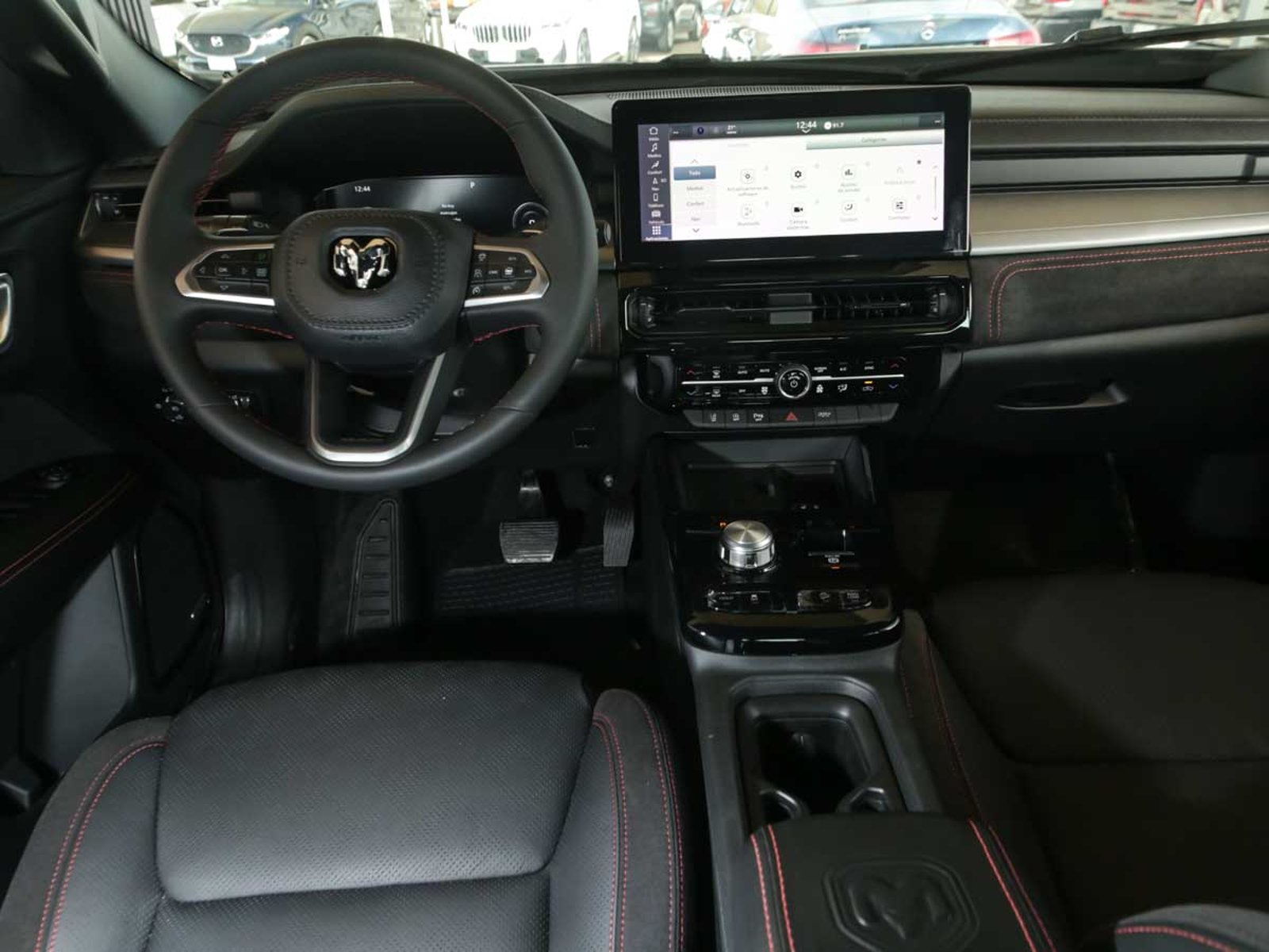 RAM RAMPAGE R/T 2.0 GASOLINA 272 HP 4X4 AT 2026 - Imagen 13 de 14