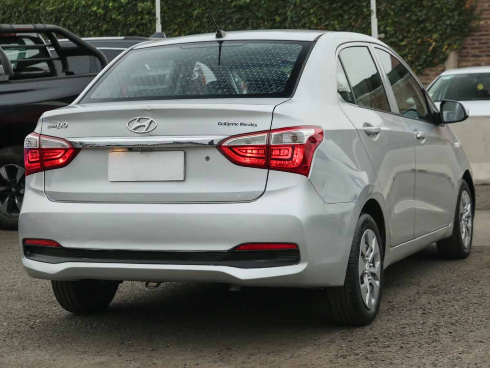 Hyundai GRAND I-10 BA SDN MT GL 2AB AC 2018 - Foto 4 de 8
