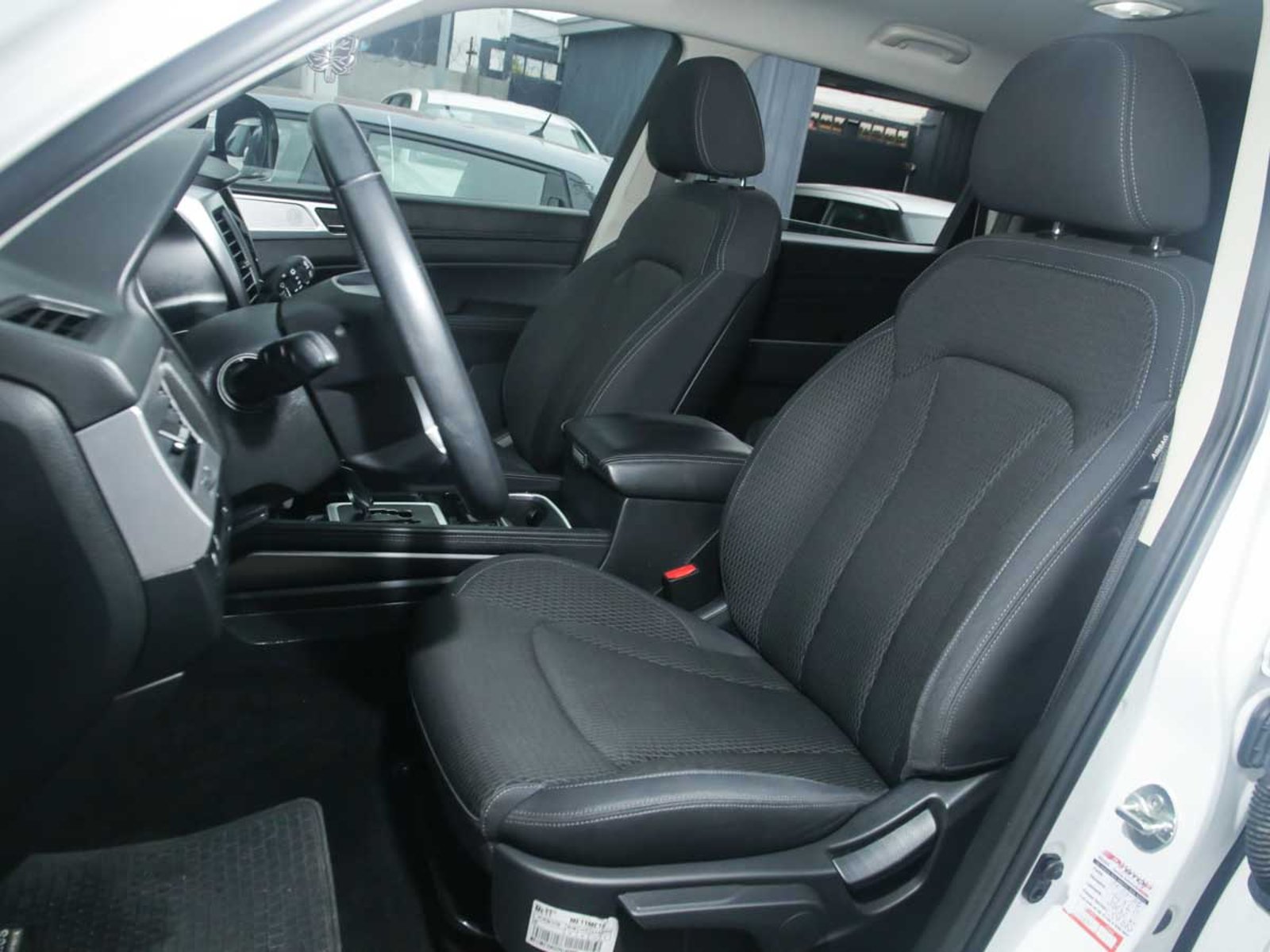 SsangYong NEW REXTON 2.0 AT 4X2 STD 2023 - Imagen 6 de 8