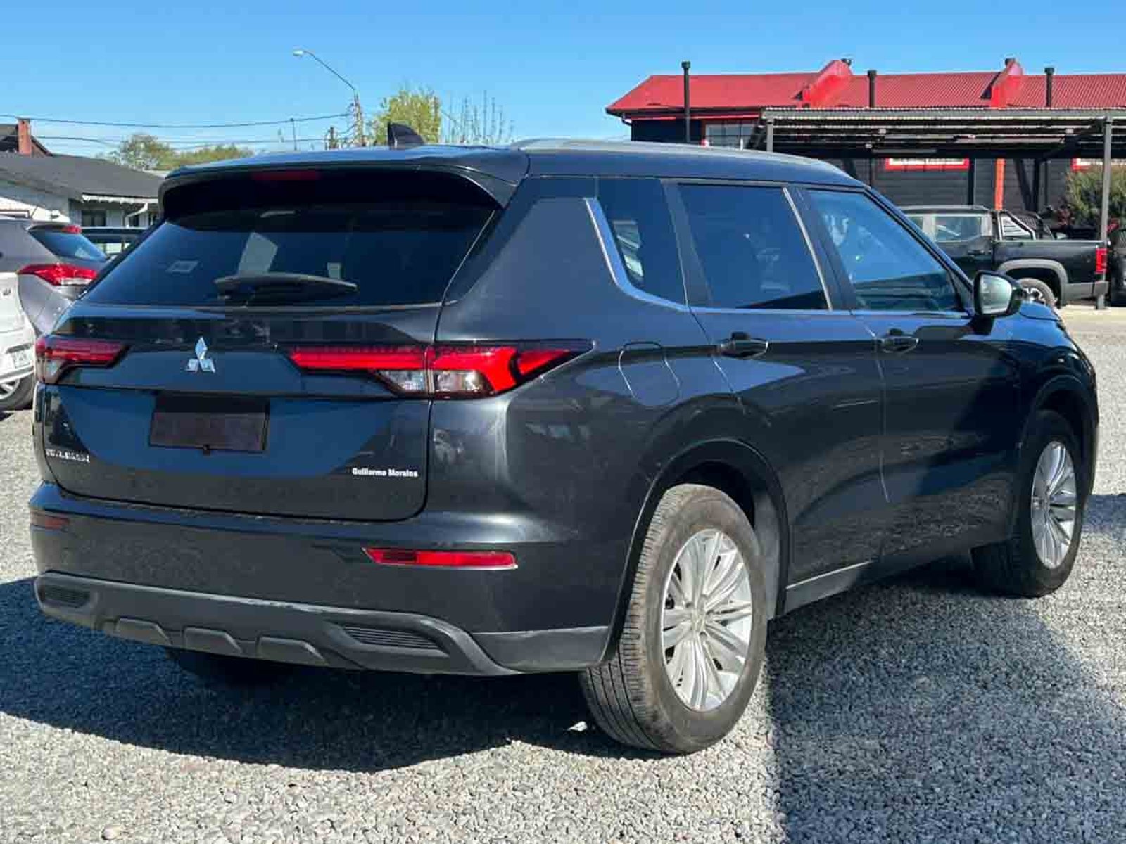 Mitsubishi NEW OUTLANDER 4X2 AT GL 2025 - Foto 4 de 8