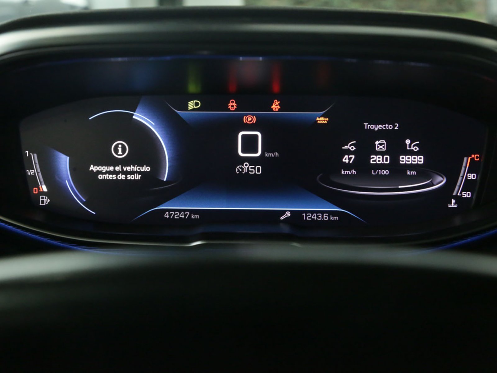 Peugeot 3008 ACTIVE BLUEHDI 1.5 2023 - Foto 5 de 8