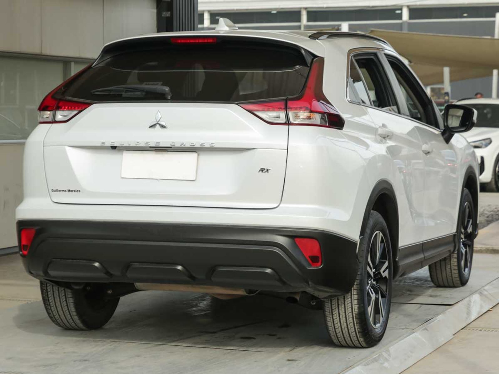 MITSUBISHI ECLIPSE CROSS RX 1.5 AUT 2023 - Imagen 6 de 13