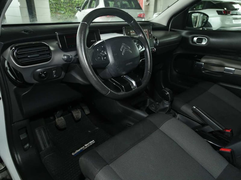 Citroën C4 CACTUS 1.2 PURETECH 82 FEEL 2019 - Imagen 6 de 8