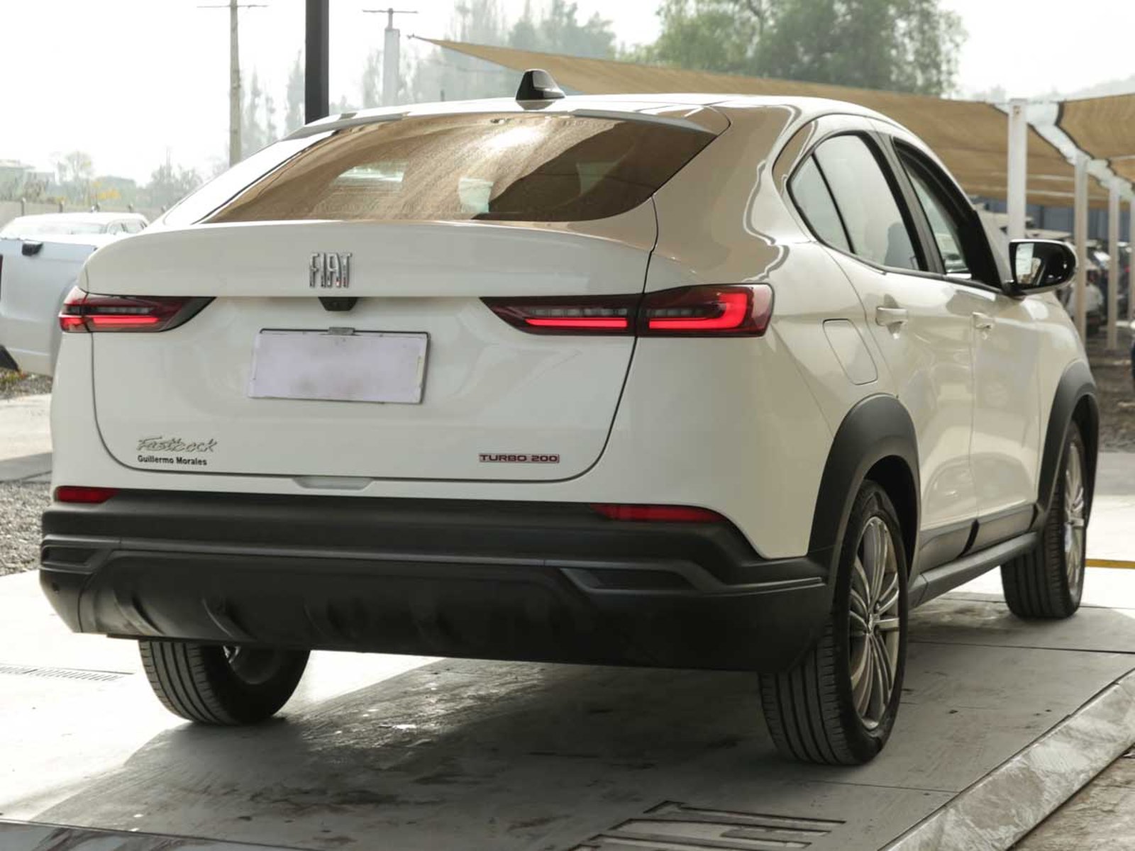 FIAT FASTBACK DRIVE TURBO AT MCA 2023 - Imagen 6 de 13