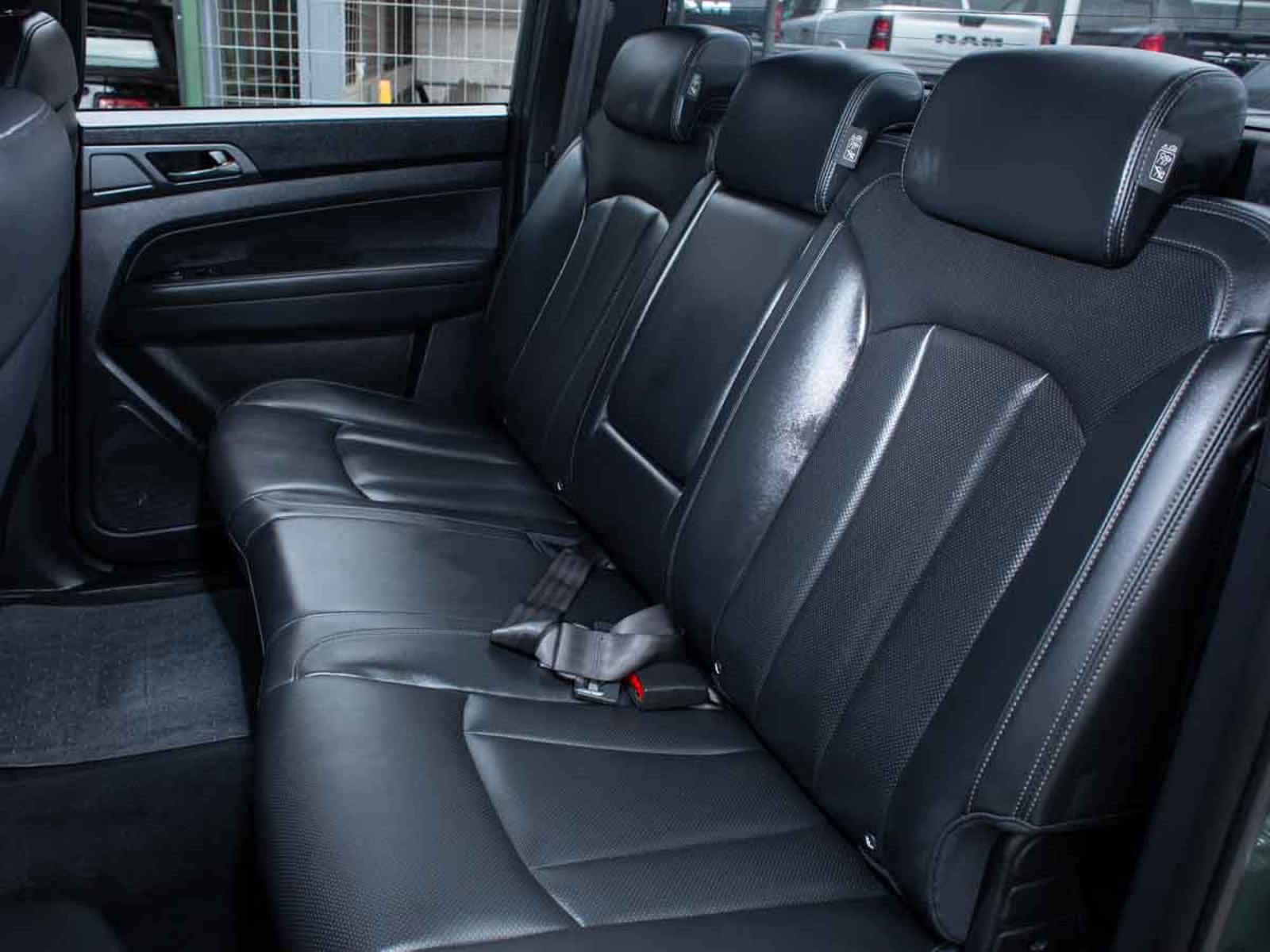 SsangYong NEW GRAND MUSSO LIMITED PLUS 2.2TD 6AT 4WD 2025 - Imagen 8 de 8