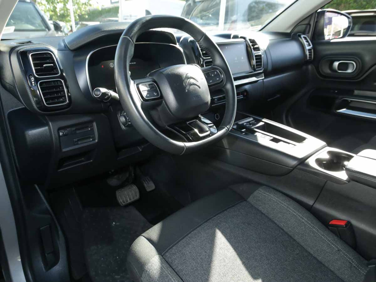 CITROEN C5 AIRCROSS CVA8 STT 1.5 AUT 2024 - Imagen 8 de 13
