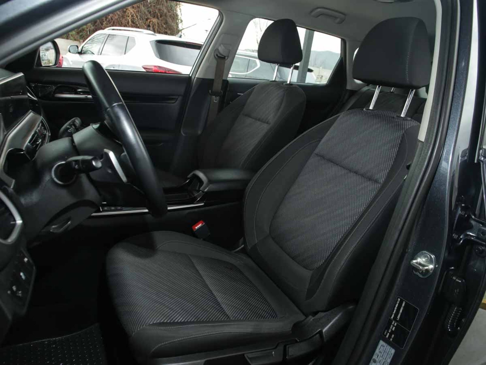 Kia SELTOS EX TURBO GDI 1.4 AUT 2024 - Imagen 7 de 8