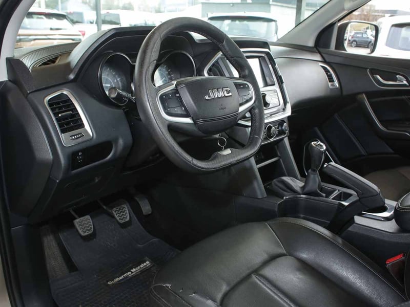 JMC VIGUS 2.4 PLUS DIESEL 2023 - Imagen 6 de 8